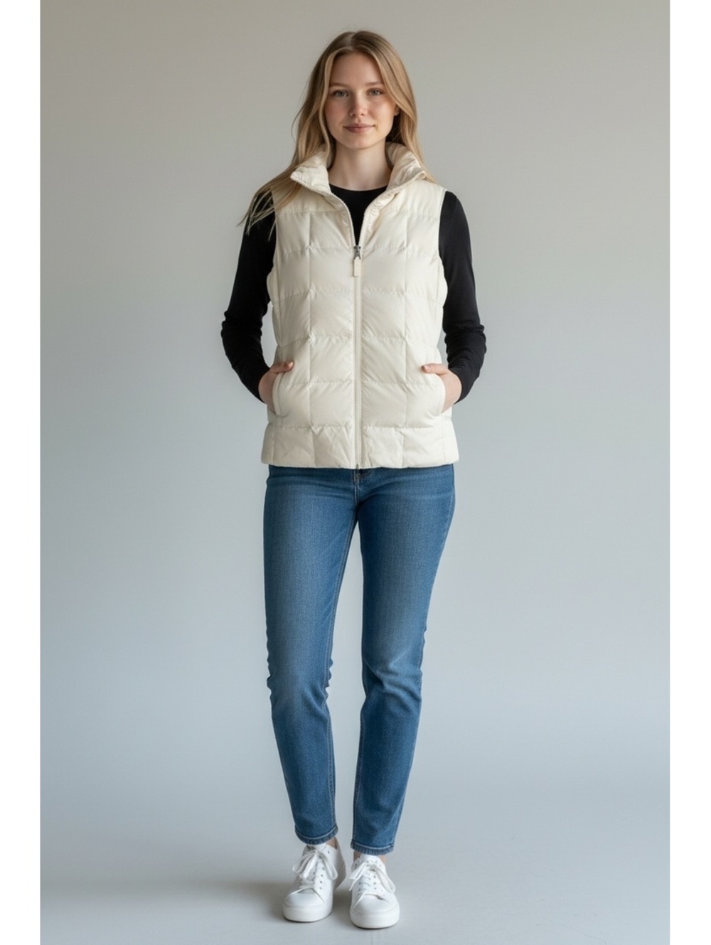 Lands' End Women's Small Ivory Puffer Vest with Down and Feather Insulation